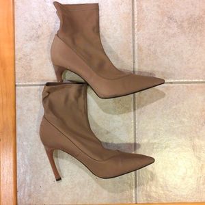 Zara - Sz 40 - taupe sock heel booties